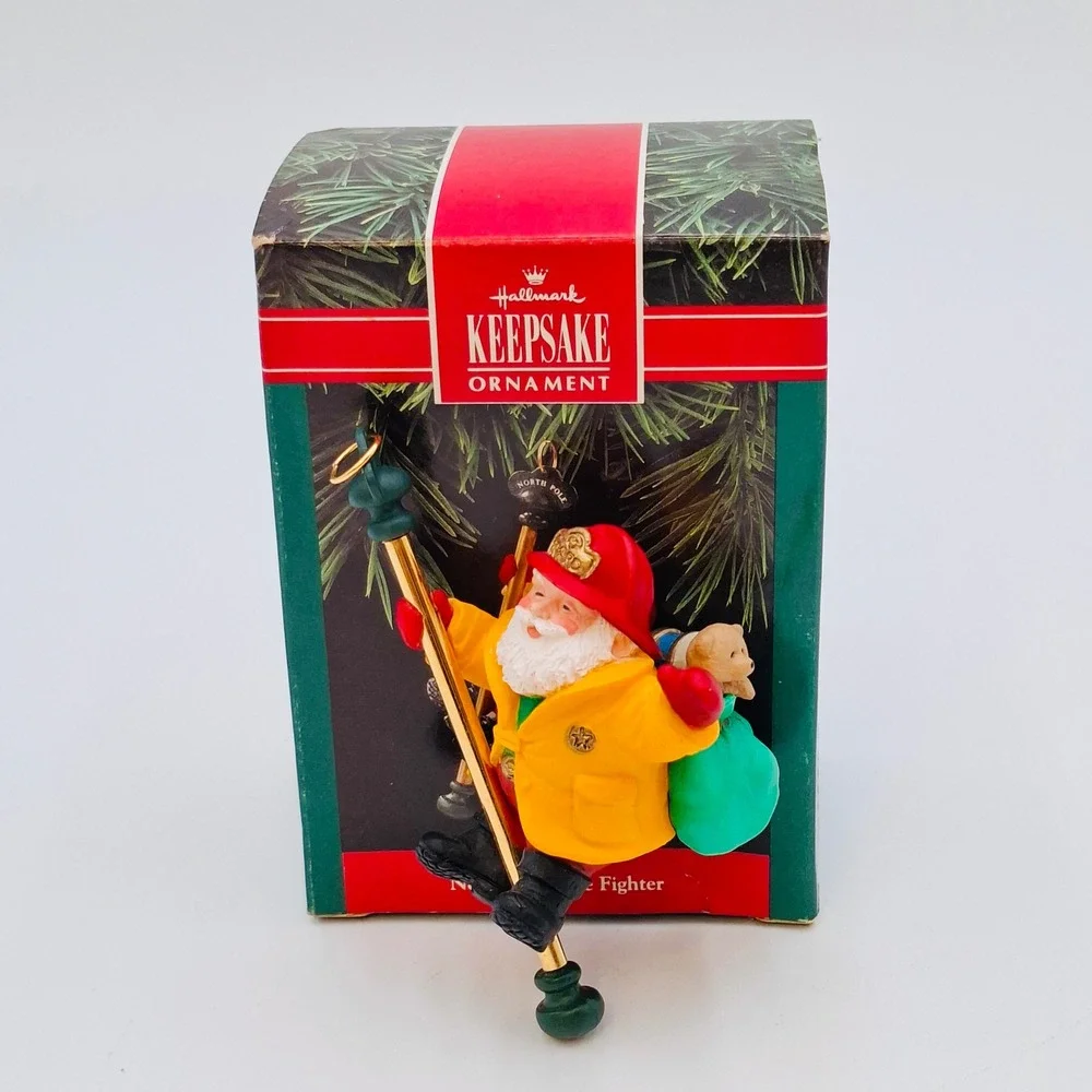 Hallmark Keepsake Ornament 1992 North Pole Fire Fighter Santa Claus Fireman Box